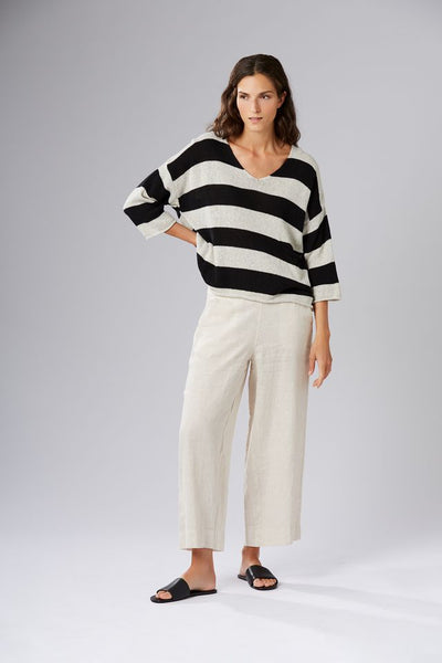 V Neck Stripe Pullover Black