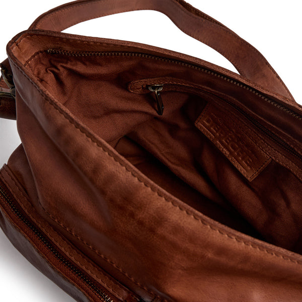 Leather Shoulder Bag in Vintage Cognac and Vintage Brown