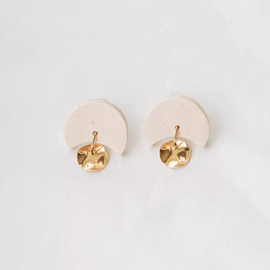 Mini Annabelle Earrings in Oat