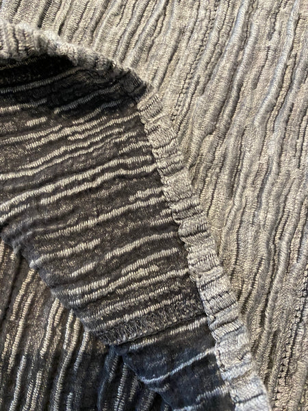 Crinkle Trousers in Silver Black